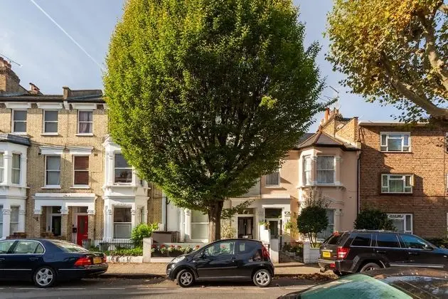 Superior Stüdyo, Banyolu/Duşlu (Iffley Flat 1)