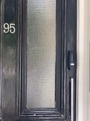 Superior Stüdyo, Banyolu/Duşlu (Iffley Flat 1)