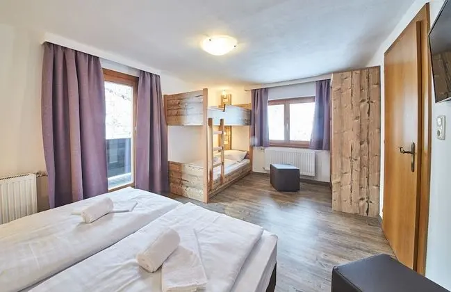 Ev, Birden Çok Yatak Odası, Dağ Manzaralı (Holiday Lodge)