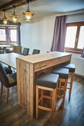 Ev, Birden Çok Yatak Odası, Dağ Manzaralı (Holiday Lodge)