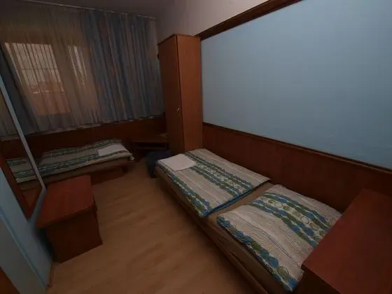 Tek Büyük Yataklı Oda