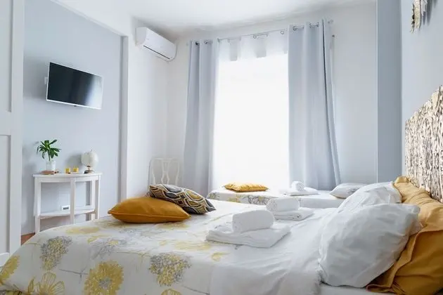 Deluxe Üç Kişilik Oda