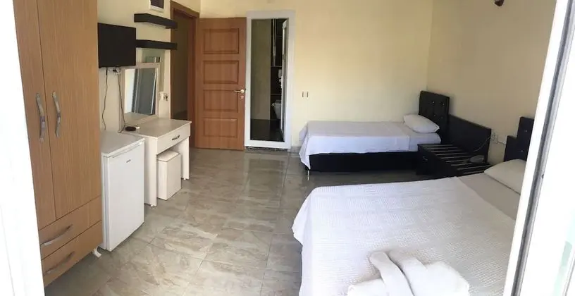 Üç Kişilik Oda