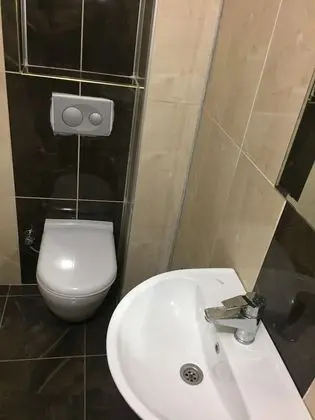 Üç Kişilik Oda