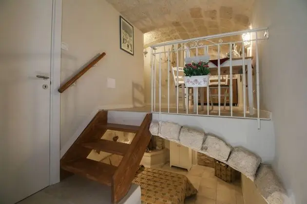 Romantic Dubleks (Vico Amalfitana 47)