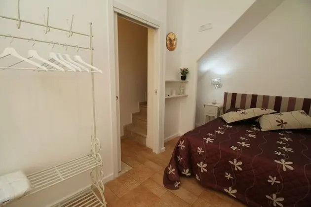 Standard Apart Daire (Vico Amalfitana 47)