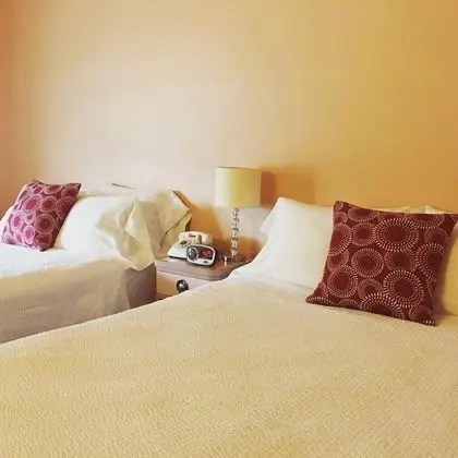 Oda, Birden Çok Yatak, Zemin Kat