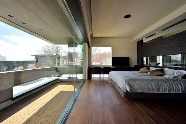 Ev (Ori, 12 Beds + 3 Japanese Futons)