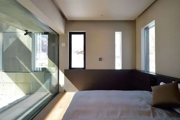 Ev (Ori, 12 Beds + 3 Japanese Futons)