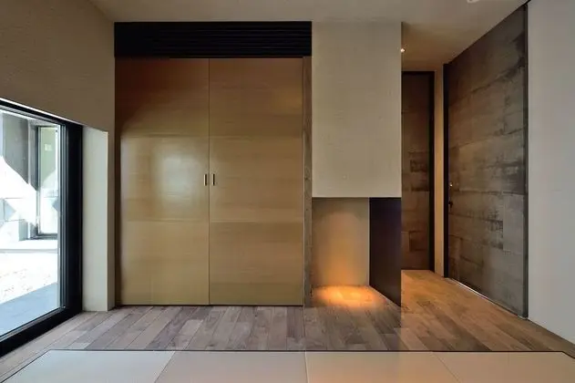 Ev (Ori, 12 Beds + 3 Japanese Futons)