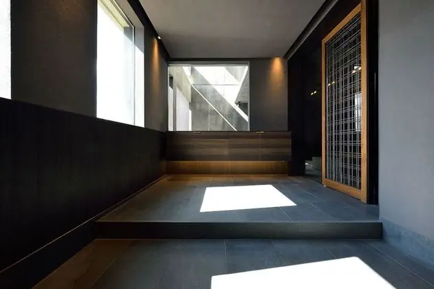 Ev (Ori, 12 Beds + 3 Japanese Futons)