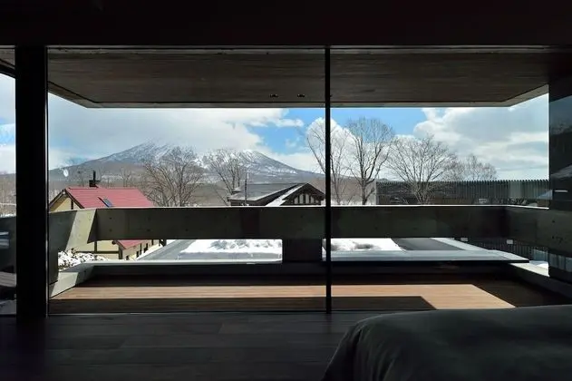Ev (Ori, 12 Beds + 3 Japanese Futons)