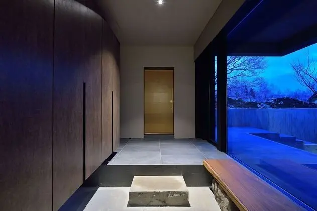 Ev (Ori, 12 Beds + 3 Japanese Futons)