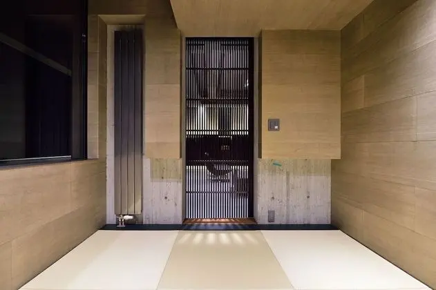 Ev (Ori, 12 Beds + 3 Japanese Futons)