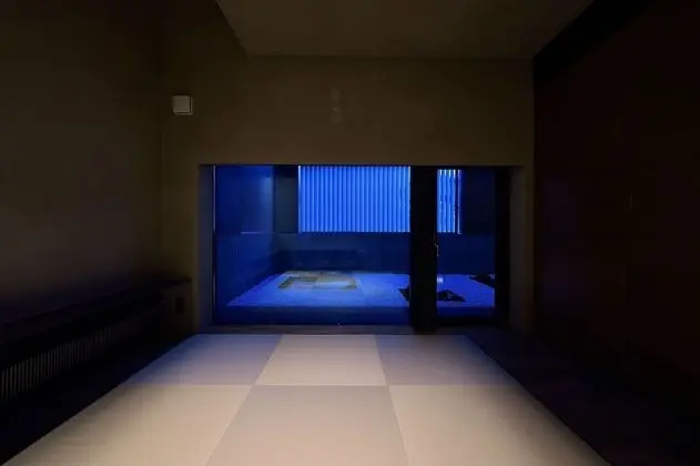 Ev (Ori, 12 Beds + 3 Japanese Futons)