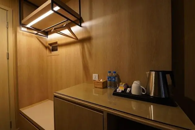 Standard Double Room, Smoking