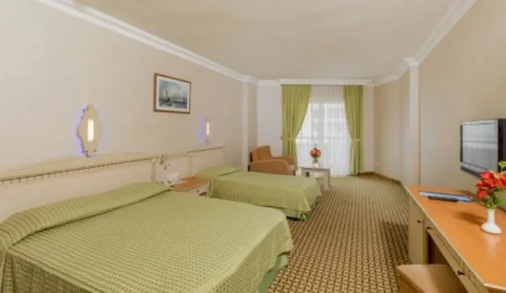 Standart Oda, Kara Manzaralı, Balkonlu