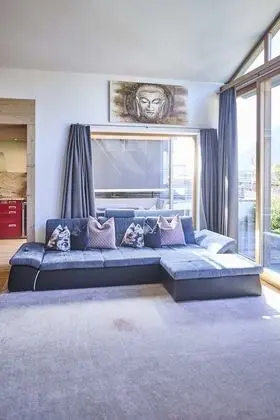 Çatı Katı Süiti (Penthouse)