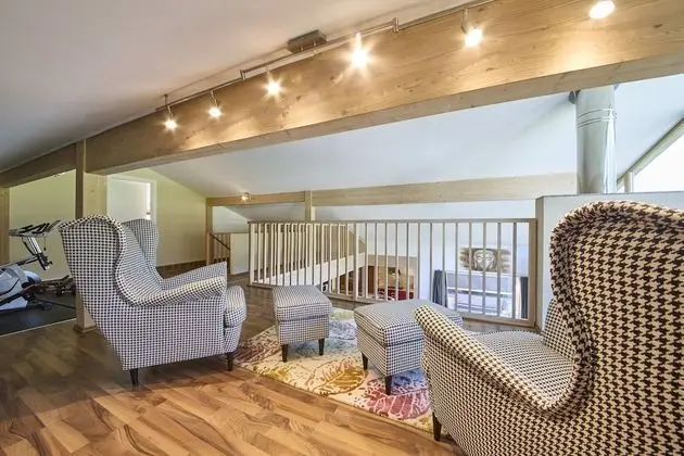 Çatı Katı Süiti (Penthouse)