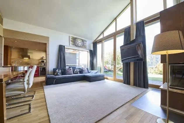 Çatı Katı Süiti (Penthouse)