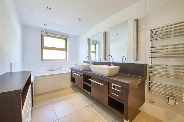 Çatı Katı Süiti (Penthouse)