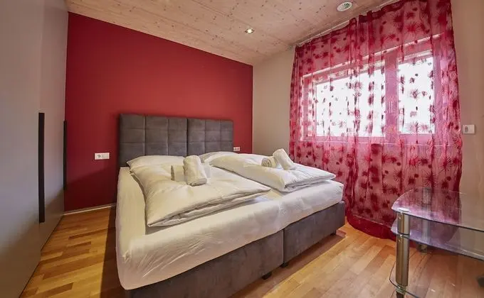 Çatı Katı Süiti (Penthouse)