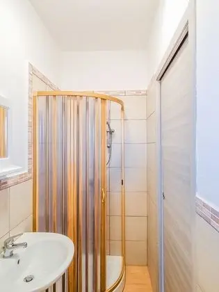 Stüdyo, Teras