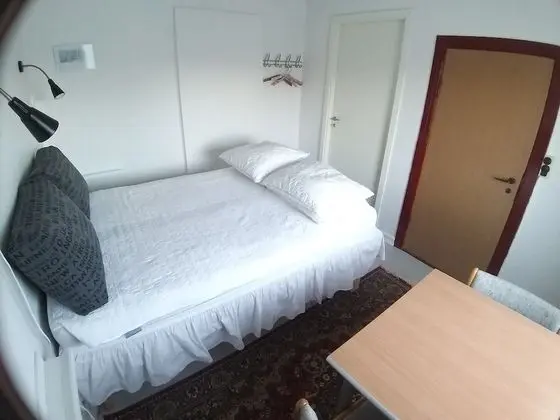 Standard Tek Büyük Yataklı Oda (2)