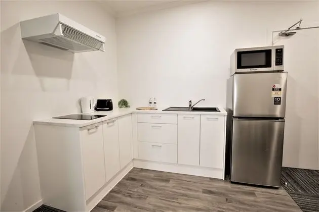Traditional Apart Daire, 2 Yatak Odası, Özel Banyo, Zemin Kat