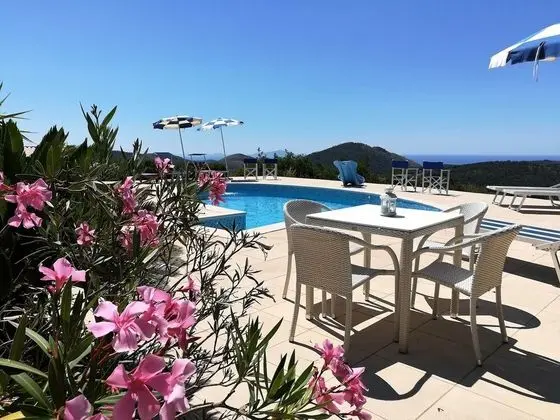 Villa, 2 Yatak Odası, Şömine