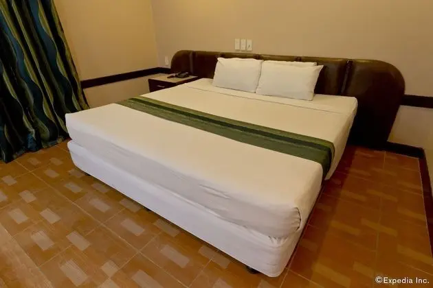 Deluxe Oda, Havuz Manzaralı