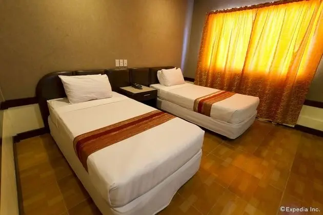 Deluxe Oda, Havuz Manzaralı