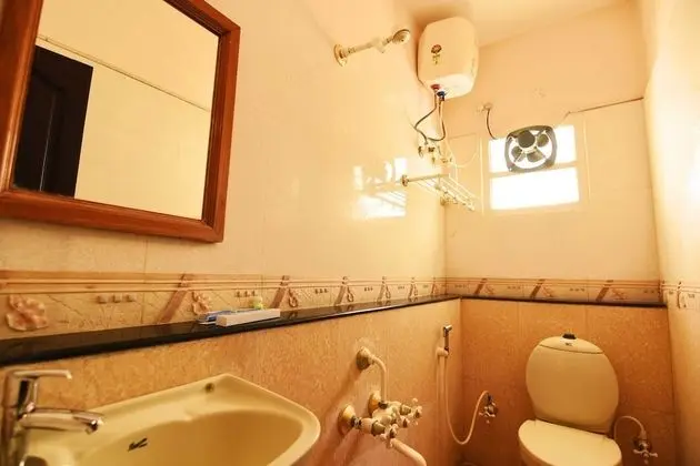 Deluxe Büyük Yataklı Tek Kişilik Oda, 1 Yatak Odası, Sigara İçilebilir