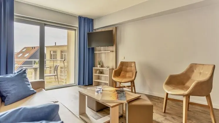 Essential Suite - 4p | Sleeping corner - Sofa bed | Balcony - City view