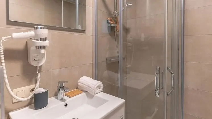 Essential Suite - 4p | Sleeping corner - Sofa bed | Balcony - City view