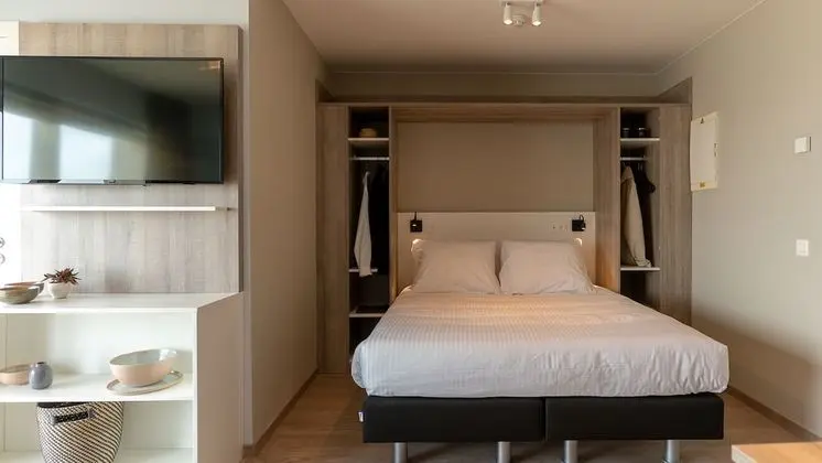 Essential Suite - 5p | Double bed - Sleeping corner | Balcony - Sea view