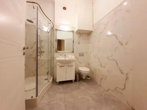 Superior Apart Daire, Banyolu/Duşlu (51)