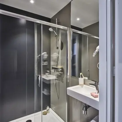 Comfort Suite - 10p | Bedroom - 3 Sleeping corners