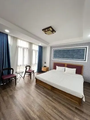 Honeymoon Tek Büyük Yataklı Oda