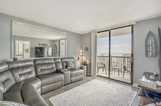 Condo, 3 Bedrooms, Partial Ocean View (806)