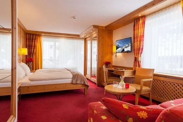Üç Kişilik Oda, Balkon, Dağ Manzaralı