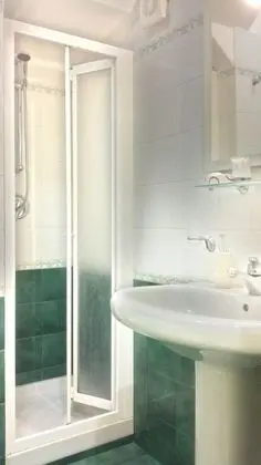 Basic Tek Büyük Yataklı Oda, Balkon, Bahçeli