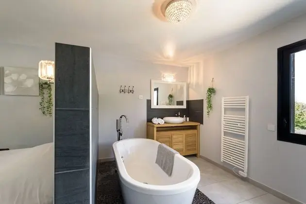 Villa, Banyolu/Duşlu, Havuz Manzaralı (4 étoiles)