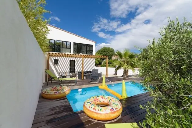 Villa, Banyolu/Duşlu, Havuz Manzaralı (4 étoiles)
