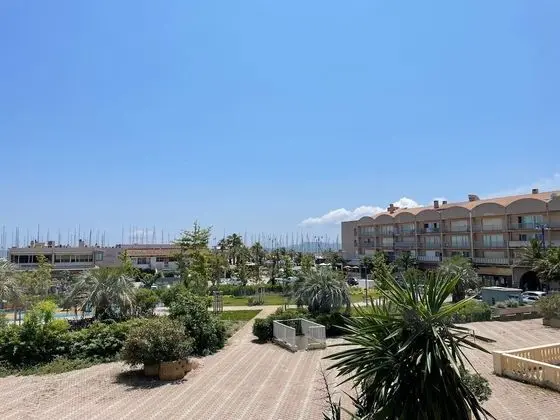 Stüdyo, Banyolu/Duşlu, Liman Manzaralı (Studio 2)