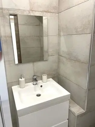 Stüdyo, Banyolu/Duşlu, Liman Manzaralı (Studio 2)
