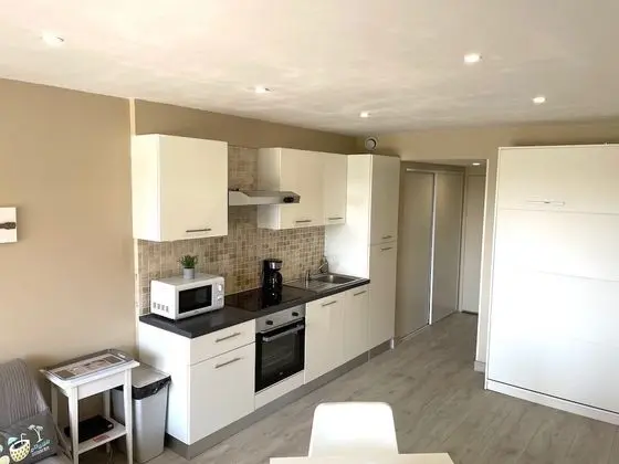 Stüdyo, Banyolu/Duşlu, Liman Manzaralı (Studio 2)
