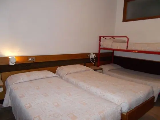 Dört Kişilik Oda