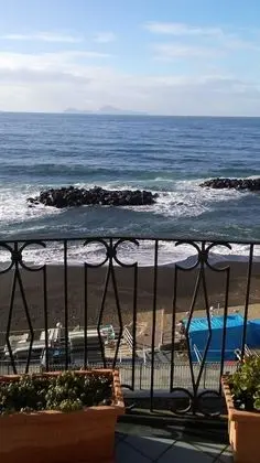Panoramic Tek Büyük veya İki Ayrı Yataklı Oda, Deniz Manzaralı
