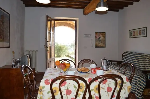 Ev, 2 Yatak Odası, Sigara İçilebilir, Veranda